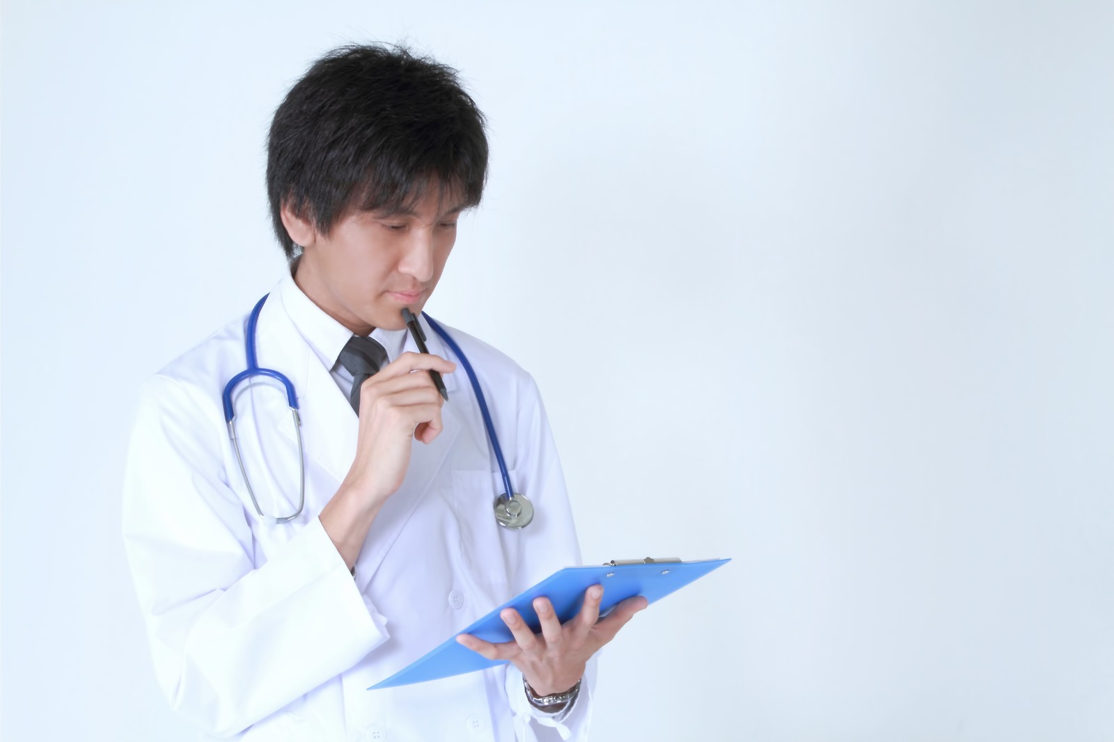 大阪市で胃内視鏡検査を考える！受けた方が良い症状や体調は？